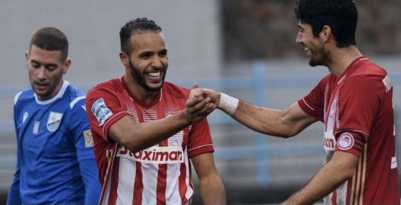 h-vathmologia-tis-superleague:-stathera-protos-o-olympiakos,-ksana-sti-defteri-thesi-o-aris