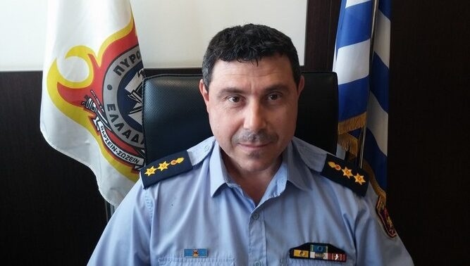proichthi-stin-thesi-tou-perifereiakou-dioikiti-pyrosvestikon-ypiresion-amth-o-konstantinos-koukouras
