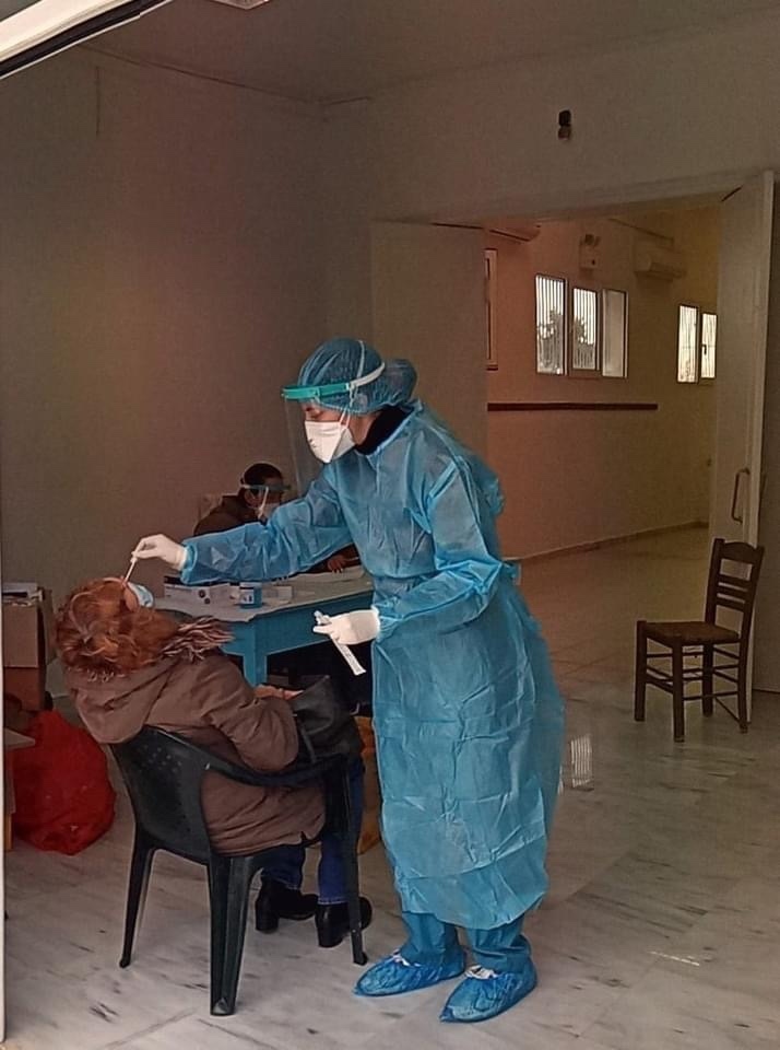 842-νέα-κρούσματα,-21-νεκροί-σε-24-ώρες-283-οι-διασωληνωμένοι