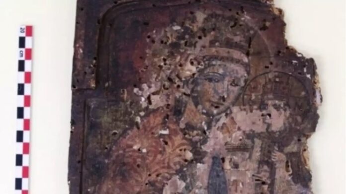 Δράμα:-Έναν-θρησκευτικό-θησαυρό-αποκάλυψε-θάνατος-μητέρας-και-γιου-–-Έκρυβαν-380-εικόνες-(pics) Δράμα:-Έναν-θρησκευτικό-θησαυρό-αποκάλυψε-θάνατος-μητέρας-και-γιου-–-Έκρυβαν-380-εικόνες-(pics)