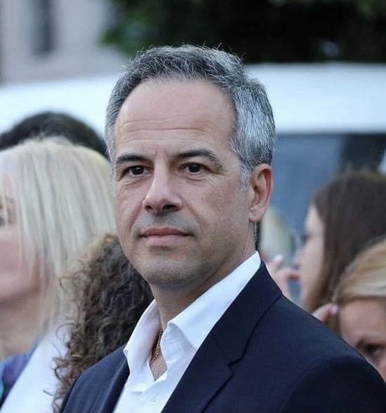 Κώστας-Πεφάνης:-Δεν-γίνεται-να-κάνουμε-συμβούλιο-στα-ραδιόφωνα-ή-στο-δρόμο