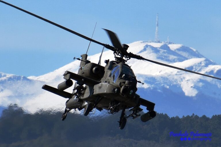 kavala-air-sea-show-2021-χειμερινό-apache-πέταξαν-στον-ουρανό-της-Καβάλας-video
