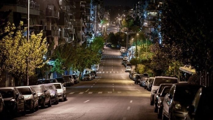 Ανοιχτό-το-ενδεχόμενο-για-απαγόρευση-κυκλοφορίας-από-τις-18:00-–-Τι-δήλωσε-ο-Χρυσοχοΐδης