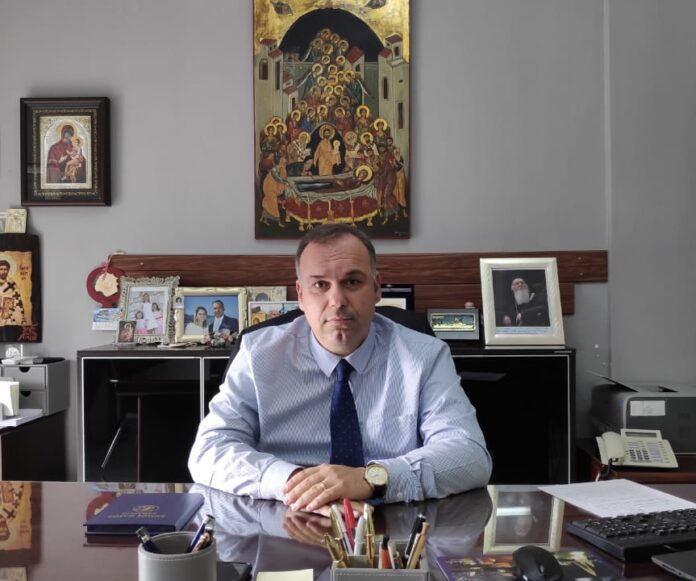 Απάντηση-του-Δήμαρχου-Θάσου-στον-κ.-Χατζηεμμανουήλ-για-την-“κοπή-δέντρων…-για-την-ηλεκτροδότηση-λατομείου-στη-Θάσο” Απάντηση-του-Δήμαρχου-Θάσου-στον-κ.-Χατζηεμμανουήλ-για-την-“κοπή-δέντρων…-για-την-ηλεκτροδότηση-λατομείου-στη-Θάσο”