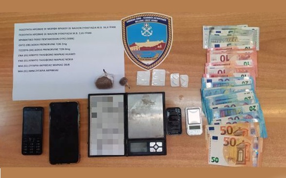 Σύλληψη-36χρονου-απο-το-Λιμεναρχείο-Καβάλας-για-κατοχή-και-διακίνηση-ηρωίνης-και-ναρκωτικών-χαπιών Σύλληψη-36χρονου-απο-το-Λιμεναρχείο-Καβάλας-για-κατοχή-και-διακίνηση-ηρωίνης-και-ναρκωτικών-χαπιών