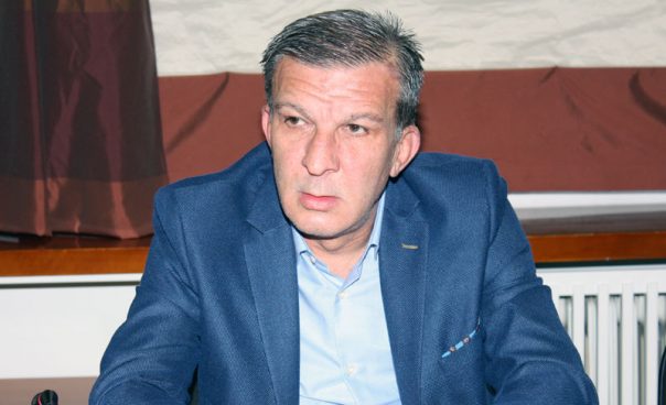 Πέτρος-Β.-Πετρόπουλος:-«Νοιώθω-ευγνωμοσύνη,-συγκίνηση,-ευλογία-γιατί-όλα-πάνε-καλά-με-την-υγεία-μου Πέτρος-Β.-Πετρόπουλος:-«Νοιώθω-ευγνωμοσύνη,-συγκίνηση,-ευλογία-γιατί-όλα-πάνε-καλά-με-την-υγεία-μου