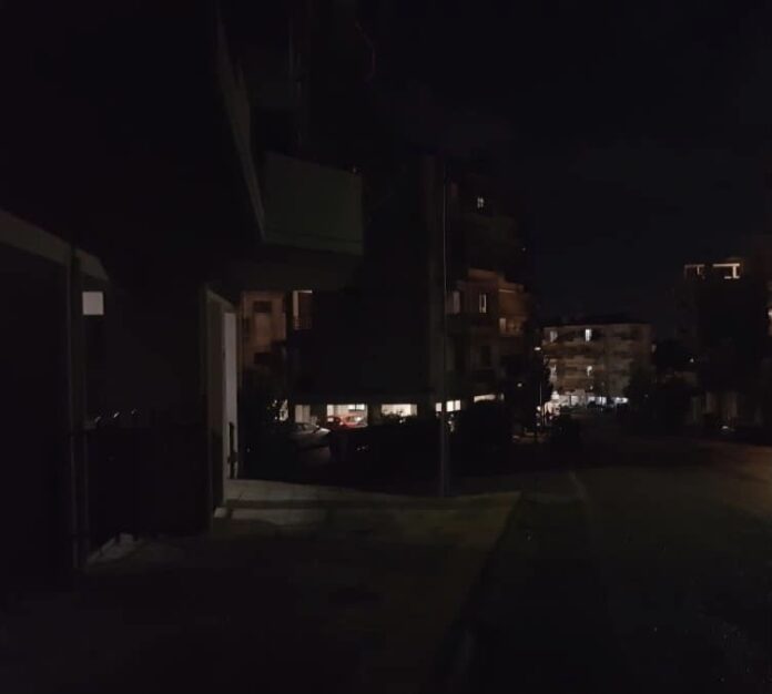 Στο-σκοτάδι-οι-δρόμοι-σε-Καβάλα-και-Παγγαίο Στο-σκοτάδι-οι-δρόμοι-σε-Καβάλα-και-Παγγαίο