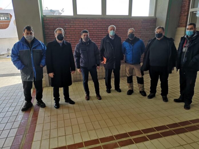 Επίσκεψη-του-Αντιπεριφερειάρχη-Καβαλας-στην-Ιχθυόσκαλα-Θα-γίνουν-rapid-test-στους-εργαζομένους Επίσκεψη-του-Αντιπεριφερειάρχη-Καβαλας-στην-Ιχθυόσκαλα-Θα-γίνουν-rapid-test-στους-εργαζομένους