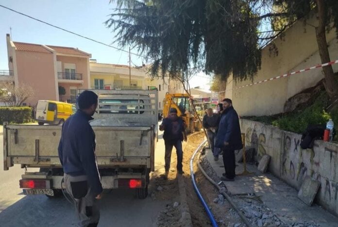 Αντικατάσταση-προβληματικού-δικτύου-ύδρευσης-απο-την-ΔΕΥΑΚ-στην-περιοχή-της-Νεάπολης