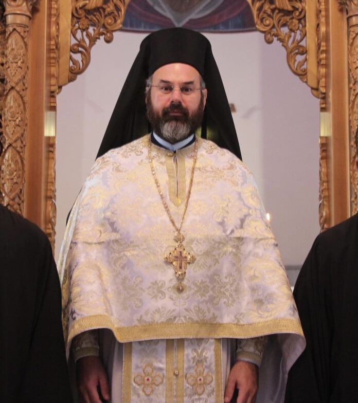 Στο-αυτόφωρο-ο-Ιερέας-της-Νέας-Ηρακλείτσας-Προηγήθηκε-καταγγελία-για-εργασίες-στο-λόφο-Ρέμβη-Νησάκι Στο-αυτόφωρο-ο-Ιερέας-της-Νέας-Ηρακλείτσας-Προηγήθηκε-καταγγελία-για-εργασίες-στο-λόφο-Ρέμβη-Νησάκι