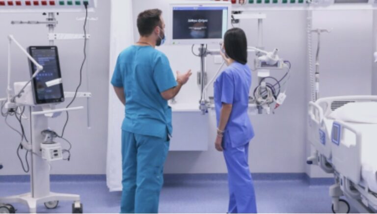 Ανακοινώθηκε-η-επιστράτευση-206-ιδιωτών-γιατρών-από-το-υπουργείο-Υγείας-στην-Αττική