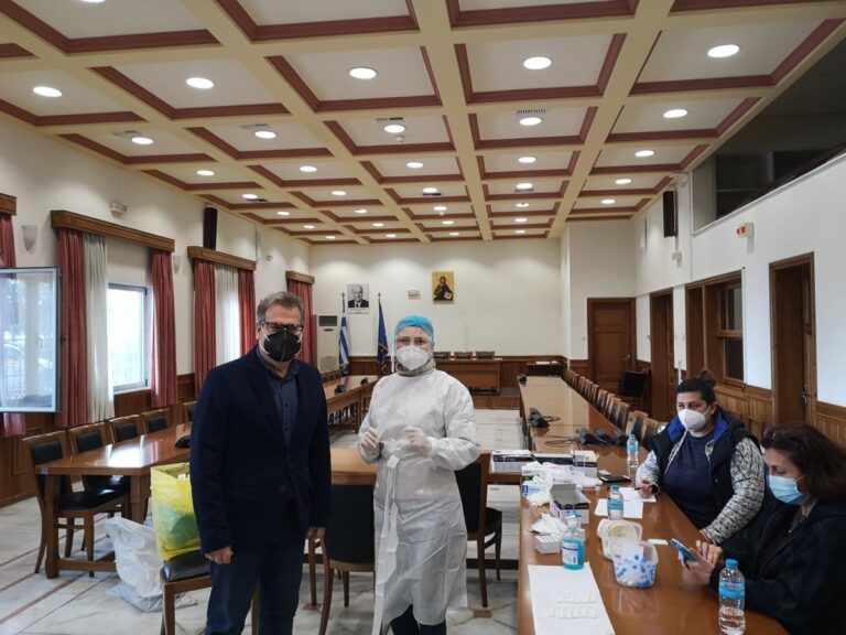 Διενέργεια-δεκάδων-rapid-tests-στον-πληθυσμό-της-πόλης-της-Καβάλας-από-την-Περιφερειακή-Ενότητα-Καβάλας
