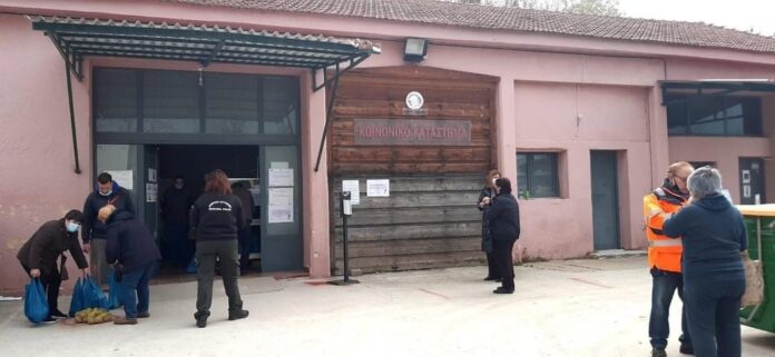 Ξεκίνησε-η-διανομή-τροφίμων-μέσω-του-προγράμματος-ΤΕΒΑ
