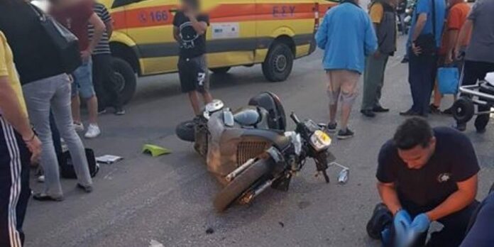 Τροχαίο-ατύχημα-στην-οδό-Ερυθρού-Σταυρού-Τραυματίστηκε-56χρονη Τροχαίο-ατύχημα-στην-οδό-Ερυθρού-Σταυρού-Τραυματίστηκε-56χρονη