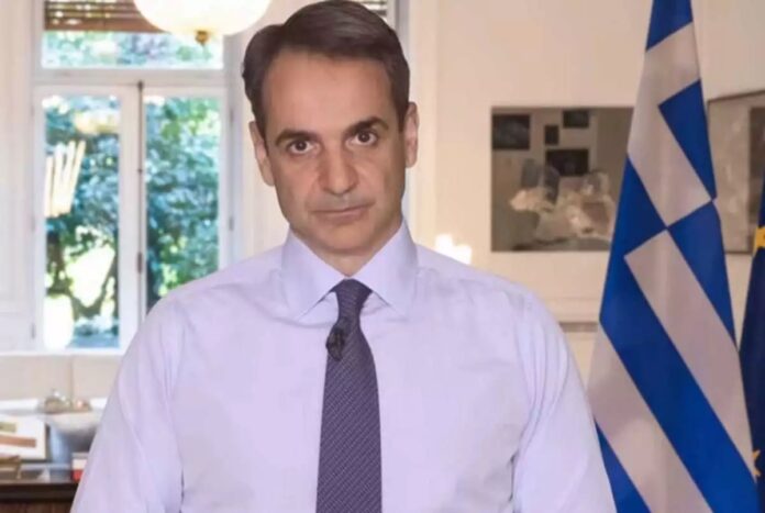 Μητσοτάκης:-Εμβολιάζονται-οι-άνω-των-30-από-τη-Μεγάλη-Εβδομάδα,-3-Μαΐου-ανοίγει-η-εστίαση