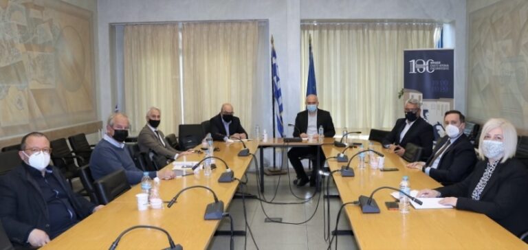 Την-έναρξη-των-εργασιών-για-το-φυσικό-αέριο-στην-ΑΜΘ-συζήτησαν-Περιφερειάρχης,-ΔΕΔΑ-και-Δήμαρχοι