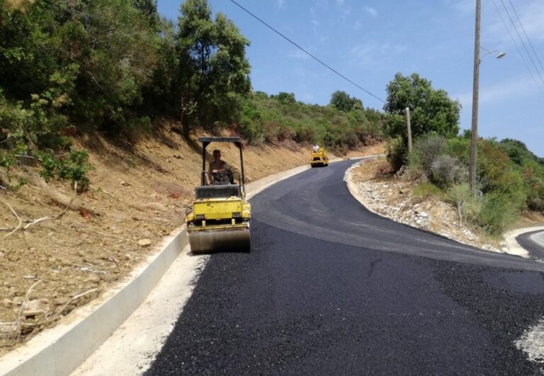 Δήμος-Νέστου:-Αγροτική-Οδοποιία-150-χιλιομέτρων-με-5980.000e-απο-το-πρόγραμμα-Αντώνης-Τρίτσης