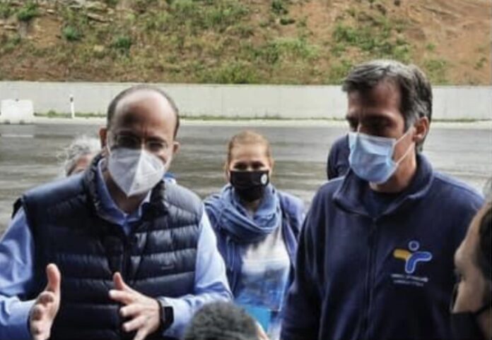 «Καταφέραμε-κάτι-το-οποίο-την-προπερασμένη-Παρασκευή-φάνταζε-εξαιρετικά-δύσκολο»,-δήλωσε-για-το-σταθμό-της-Νυμφαίας-ο-Βουλευτής,-Μακάριος-Λαζαρίδης «Καταφέραμε-κάτι-το-οποίο-την-προπερασμένη-Παρασκευή-φάνταζε-εξαιρετικά-δύσκολο»,-δήλωσε-για-το-σταθμό-της-Νυμφαίας-ο-Βουλευτής,-Μακάριος-Λαζαρίδης