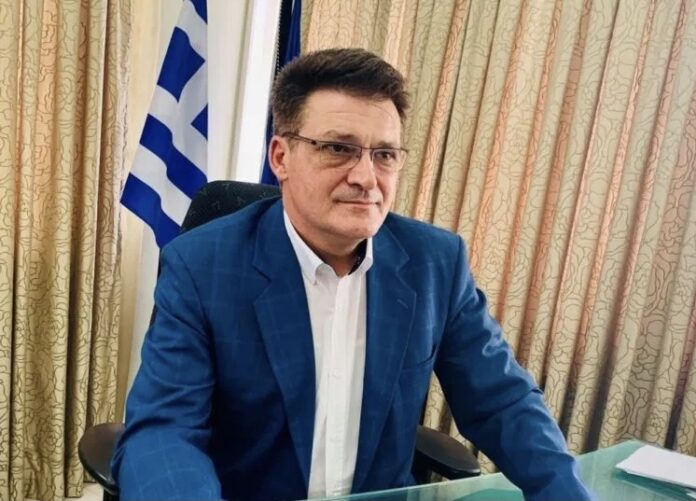 Δ.-Πέτροβιτς:-Ανοικτό-το-ενδεχόμενο-να-γίνει-το-Δημοσιογραφικό-Συνέδριο-στην-Σαμοθράκη-τον-Σεπτέμβριο