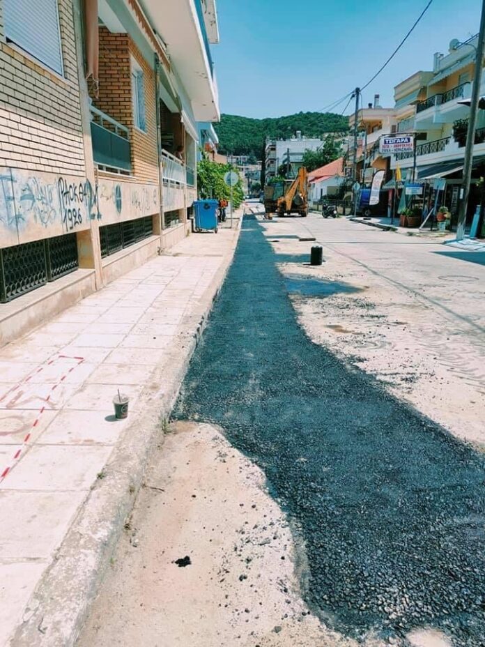 Εργασίες-ασφαλτόστρωσης-και-καθαρισμού-στην-Νέα-Ηρακλείτσα-απο-τον-Δήμο-Παγγαίου Εργασίες-ασφαλτόστρωσης-και-καθαρισμού-στην-Νέα-Ηρακλείτσα-απο-τον-Δήμο-Παγγαίου