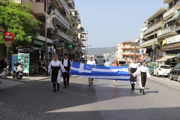 ΔΗΜΟΣ-ΚΑΒΑΛΑΣ-/-ΕΛΕΥΘΕΡΙΑ-2021:-Έπαρση-σημαίας-στις-Καμάρες,-πλησίον-του-πρώην-Διοικητηρίου-Καβάλας ΔΗΜΟΣ-ΚΑΒΑΛΑΣ-/-ΕΛΕΥΘΕΡΙΑ-2021:-Έπαρση-σημαίας-στις-Καμάρες,-πλησίον-του-πρώην-Διοικητηρίου-Καβάλας