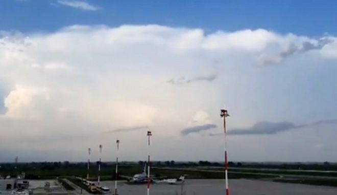 roll-cloud:-Ένα-σπάνιο-καιρικό-φαινόμενο-στη-Χρυσούπολη-Καβάλας roll-cloud:-Ένα-σπάνιο-καιρικό-φαινόμενο-στη-Χρυσούπολη-Καβάλας