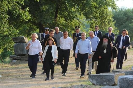Επίσκεψη-της-Προέδρου-της-Ελληνικής-Δημοκρατίας-Κατερίνας-Σακελλαροπούλου-στο-Αρχαίο-θέατρο-Φιλίππων Επίσκεψη-της-Προέδρου-της-Ελληνικής-Δημοκρατίας-Κατερίνας-Σακελλαροπούλου-στο-Αρχαίο-θέατρο-Φιλίππων