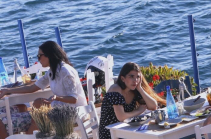 Κοροναϊός:-Έρχονται-ανακοινώσεις-για-εστίαση-και-υποχρεωτικούς-εμβολιασμούς-–-Ποια-τα-σενάρια-για-μάσκες,-ωράριο-και-τοπικά-lockdown Κοροναϊός:-Έρχονται-ανακοινώσεις-για-εστίαση-και-υποχρεωτικούς-εμβολιασμούς-–-Ποια-τα-σενάρια-για-μάσκες,-ωράριο-και-τοπικά-lockdown