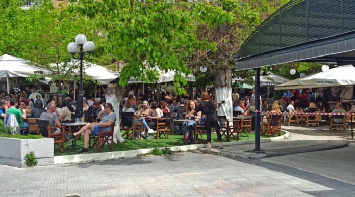 Με-«διαβατήριο»-το-εμβόλιο,-πλέον,-η-είσοδος-στους-κλειστούς-χώρους-των-εστιατορίων-–-καφέ-και-στην-Καβάλα Με-«διαβατήριο»-το-εμβόλιο,-πλέον,-η-είσοδος-στους-κλειστούς-χώρους-των-εστιατορίων-–-καφέ-και-στην-Καβάλα