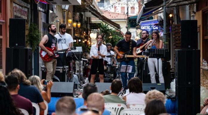 Ικανοποίηση-για-την-ανταπόκριση-που-έχει-το-cosmohome-στο-κοινό-της-Καβάλας Ικανοποίηση-για-την-ανταπόκριση-που-έχει-το-cosmohome-στο-κοινό-της-Καβάλας