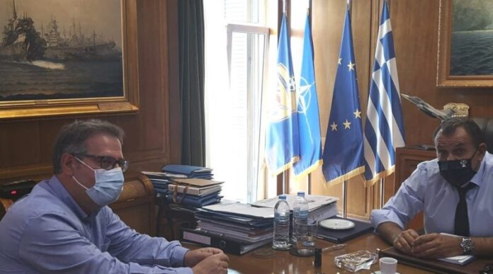 Υπεγράφη-απόφαση-από-τον-Νίκο-Παναγιωτόπουλο-για-τη-διενέργεια-νέου-διαγωνισμού-για-την-εκμίσθωση-των-εγκαταστάσεων-του-στρατιωτικού-αεροδρομίου-στον-Αμυγδαλεώνα Υπεγράφη-απόφαση-από-τον-Νίκο-Παναγιωτόπουλο-για-τη-διενέργεια-νέου-διαγωνισμού-για-την-εκμίσθωση-των-εγκαταστάσεων-του-στρατιωτικού-αεροδρομίου-στον-Αμυγδαλεώνα