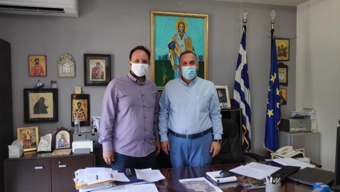 Συνάντηση-του-Δημάρχου-Θάσου-με-το-Δήμαρχο-Καλαμαριάς