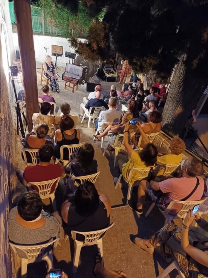 Με-τον-καλύτερο-τρόπο-ολοκληρώθηκε,-η-ενότητα-cosmohome-του-cosmopolis-festival Με-τον-καλύτερο-τρόπο-ολοκληρώθηκε,-η-ενότητα-cosmohome-του-cosmopolis-festival