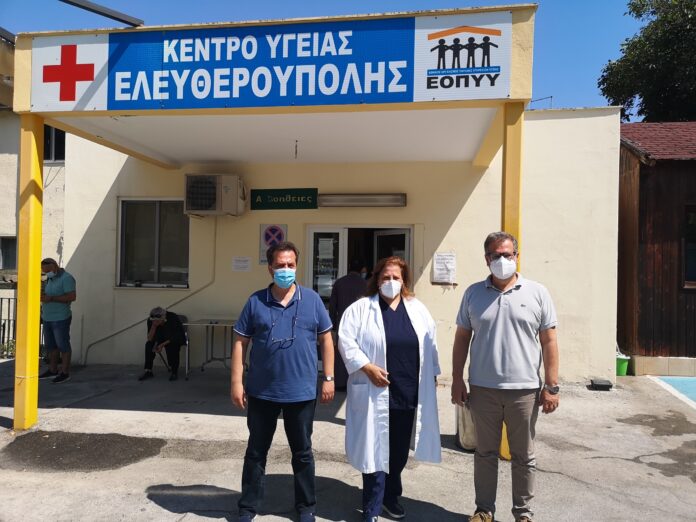 Επίσκεψη-του-Αντιπεριφερειάρχη-Καβάλας-στο-Κέντρο-Υγείας-Ελευθερούπολης
