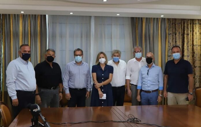 Δήμαρχοι,Αντιπεριφερειάρχης-και-φορείς-όλοι-μαζί-υπέρ-της-εμβολιαστικής-διαδικασίας Δήμαρχοι,Αντιπεριφερειάρχης-και-φορείς-όλοι-μαζί-υπέρ-της-εμβολιαστικής-διαδικασίας