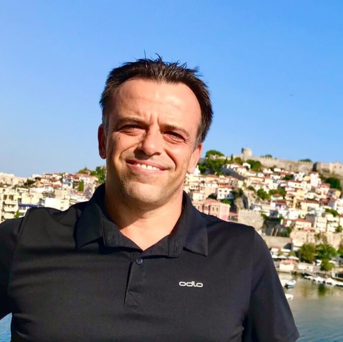 «Το-νέο-κύμα-ξεκίνησε-νωρίτερα-απ’-ό,τι-περιμέναμε»,-δήλωσε-ο-παθολόγος-Μιχάλης-Σωτηρόπουλος