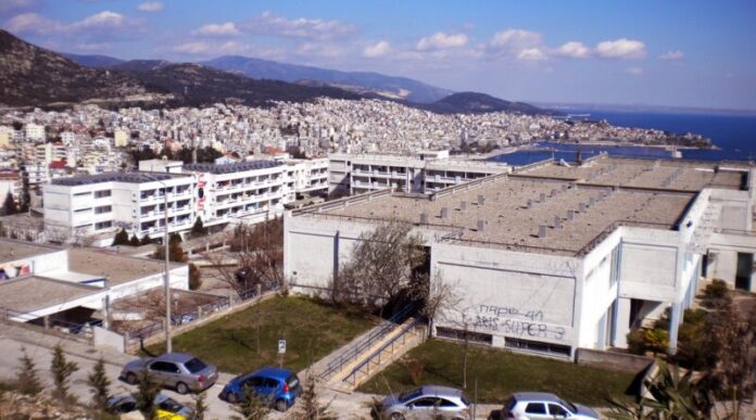 Ούτε-οι-μισοί-φοιτητές-δεν-θα-εισαχθούν-φέτος-στο-Πανεπιστήμιο-της-Καβάλας