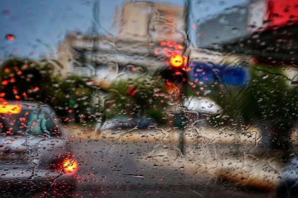 Καιρός:-Έντονη-κακοκαιρία-–-Πτώση-της-θερμοκρασίας-και-βροχές Καιρός:-Έντονη-κακοκαιρία-–-Πτώση-της-θερμοκρασίας-και-βροχές