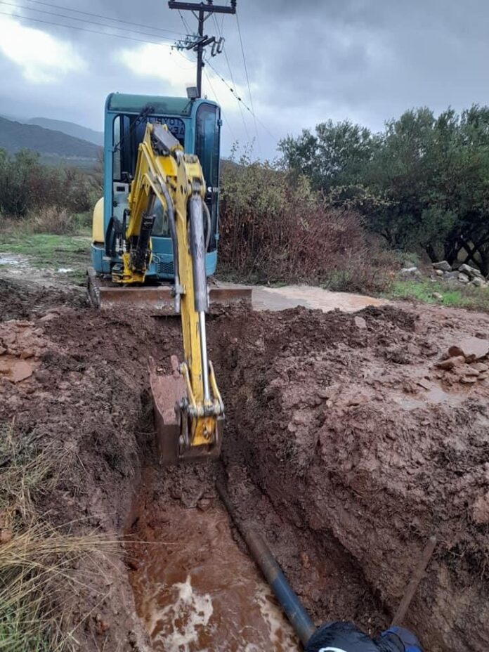Έσπασε-ο-αγωγός-του-κεντρικού-δικτύου-ύδρευσης-στη-Νέα-Πέραμο-Προσπάθειες-της-ΔΕΥΑ-Παγγαίου-να-αποκατασταθεί-γρήγορα-η-βλάβη Έσπασε-ο-αγωγός-του-κεντρικού-δικτύου-ύδρευσης-στη-Νέα-Πέραμο-Προσπάθειες-της-ΔΕΥΑ-Παγγαίου-να-αποκατασταθεί-γρήγορα-η-βλάβη