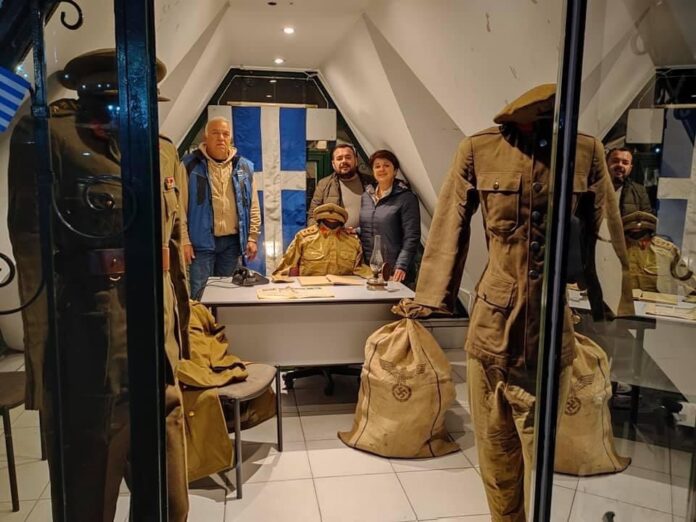 Έκθεση-με-αντικείμενα-του-β’παγκοσμιου-πολέμου-στην-κεντρική-πλατεία-της-Ν.-Ηρακλείτσας Έκθεση-με-αντικείμενα-του-β’παγκοσμιου-πολέμου-στην-κεντρική-πλατεία-της-Ν.-Ηρακλείτσας
