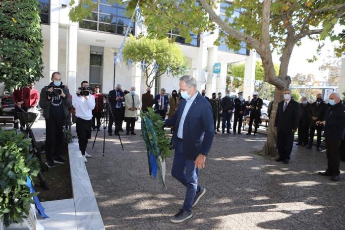 Επιμνημόσυνη-δέηση-και-κατάθεση-στεφάνων-στη-μνήμη-του-Καβαλιώτη-Υπολοχαγού-Πεζικού-Κρίτωνα-Κονσουλίδη-και-κατάθεση-στεφάνων-στο-Ηρώο-της-πόλης Επιμνημόσυνη-δέηση-και-κατάθεση-στεφάνων-στη-μνήμη-του-Καβαλιώτη-Υπολοχαγού-Πεζικού-Κρίτωνα-Κονσουλίδη-και-κατάθεση-στεφάνων-στο-Ηρώο-της-πόλης