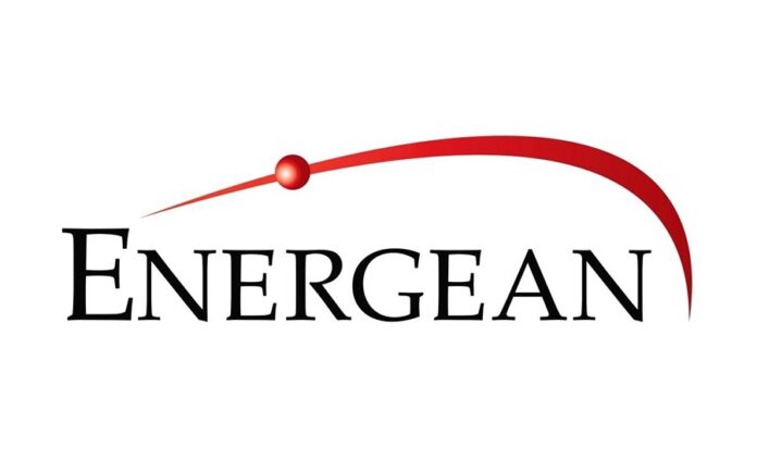 energean:-Μήνυση-για-το-δυσφημιστικό-πανό-και-πειθαρχικά-για-τη-μη-υποβολή-ημερήσιων-αναφορών-απο-τις-βάρδιες