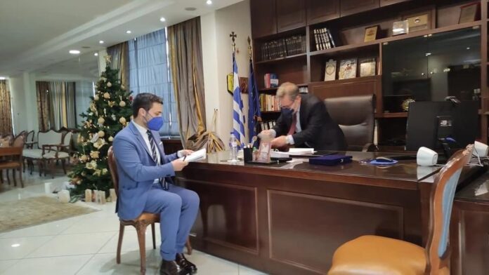 Ενημέρωση-έκανε-στο-νέο-Αντιπεριφερειάρχη-Καβάλας-Αλέξη-Πολίτη-ο-Κώστας-Αντωνιάδης