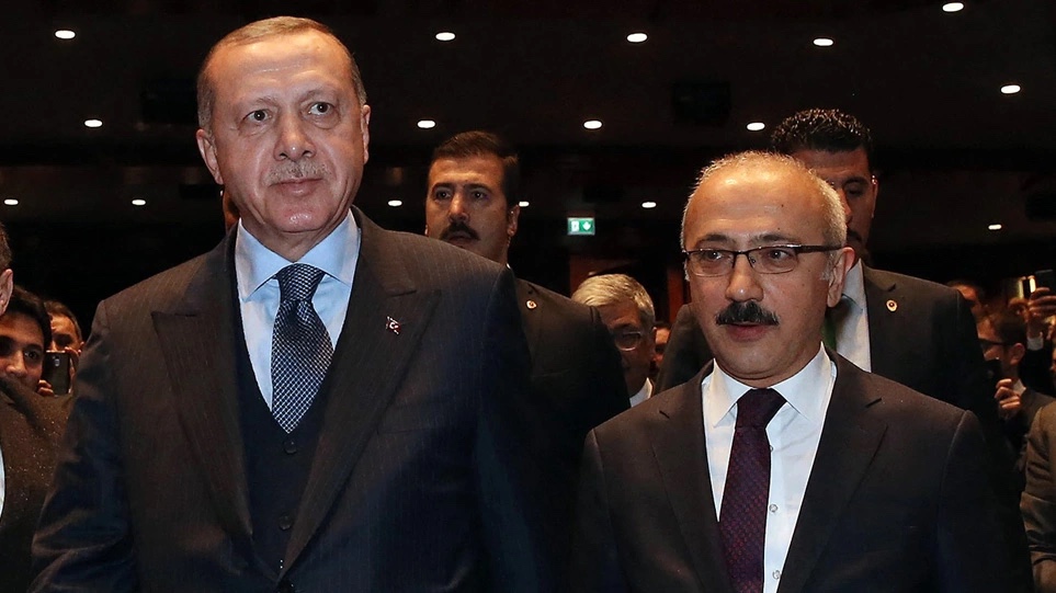 Τουρκία:-Παραιτήθηκε-ο-υπουργός-Οικονομικών-υπό-το-βάρος-κατάρρευσης-της-λίρας