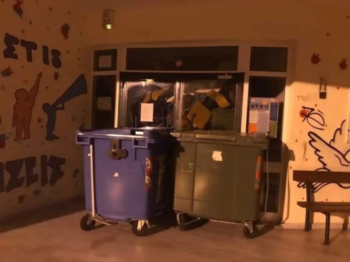 Υπό-κατάληψη-το-4ο-ΕΠΑΛ-Καβάλας