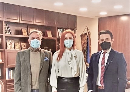 Συνάντηση-του-προέδρου-της-ΔΗΜΩΦΕΛΕΙΑ-και-της-διευθύντριας-Πολιτιστικού-Τουρισμού-και-Ανάπτυξης-με-τον-Αντιπεριφερειάρχη-Καβάλας-Αλέξη-Πολίτη Συνάντηση-του-προέδρου-της-ΔΗΜΩΦΕΛΕΙΑ-και-της-διευθύντριας-Πολιτιστικού-Τουρισμού-και-Ανάπτυξης-με-τον-Αντιπεριφερειάρχη-Καβάλας-Αλέξη-Πολίτη