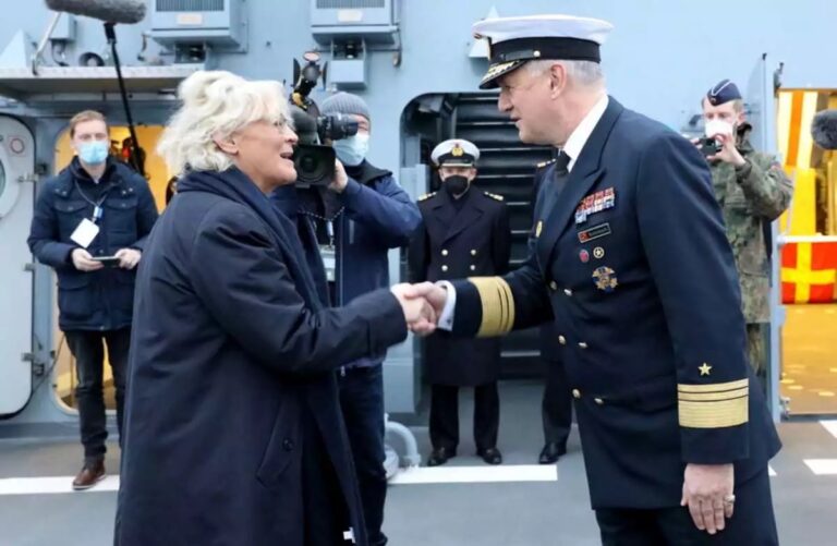 Γερμανία:-Παραιτήθηκε-ο-αρχηγός-του-Πολεμικού-Ναυτικού-που-έκανε-δηλώσεις-υπέρ-του-Πούτιν