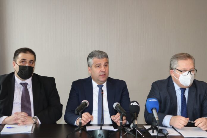 Μήνυμα-νίκης-έστειλε-από-την-Καβάλα-η-Περιφερειακή-Σύνθεση Μήνυμα-νίκης-έστειλε-από-την-Καβάλα-η-Περιφερειακή-Σύνθεση
