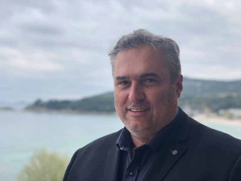 Κώστας-Μπουμπούνας:-Η-διοίκηση-Σιμιτσή-–-Μουριάδη-μείωσε-την-αξία-της-περιουσίας-των-Καβαλιωτών-από-το-2013-κατά-40%