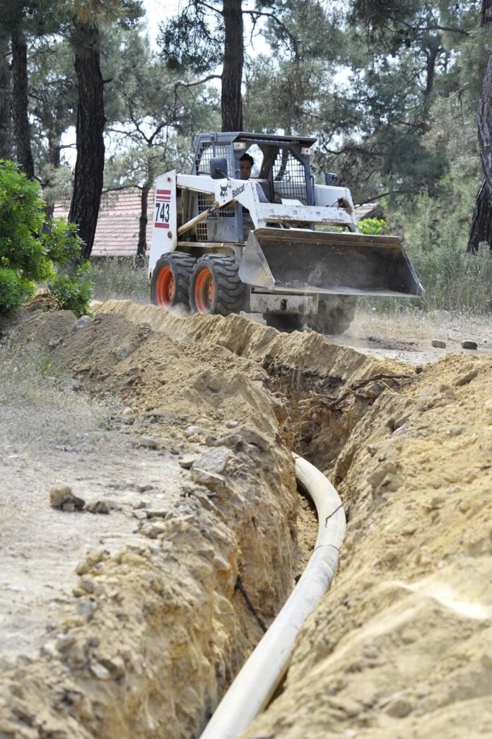 Στο-“Αντώνης-Τρίτσης”-το-έργο-της-ΔΕΥΑ-Θάσου-με-τίτλο:-Αποχέτευση-ακαθάρτων-οικισμών-Σκάλας-Καλλιράχης,-Σκάλας-Σωτήρος Στο-“Αντώνης-Τρίτσης”-το-έργο-της-ΔΕΥΑ-Θάσου-με-τίτλο:-Αποχέτευση-ακαθάρτων-οικισμών-Σκάλας-Καλλιράχης,-Σκάλας-Σωτήρος